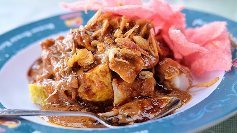 Wisata Kuliner Bandung Enak dan Murah - Kupat Tahu Gempol