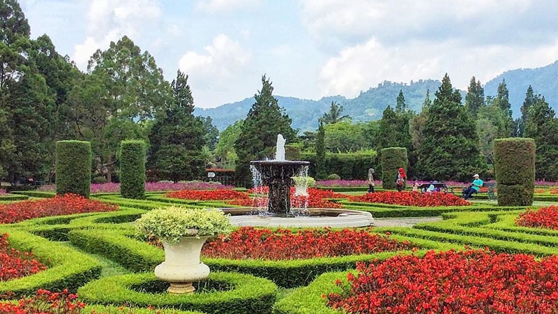 Taman Bunga Nusantara Cianjur - Taman Prancis