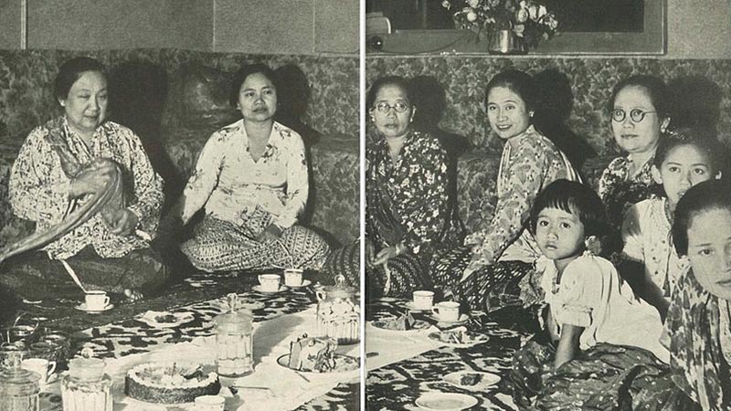 Biografi Dewi Sartika - Berkumpul di Rumah Dewi Sartika