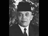 Biografi Abdul Haris Nasution - AH Nasution